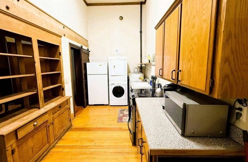 Harrison Apartment | Lake View Apartment Above One Shot Charlie's