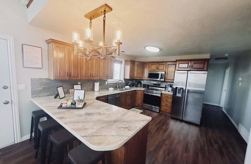 Sweetwater Cabin | Lake View Home with Ideal Beach Resort access