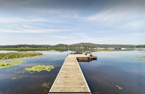Newman Lake House | Lake views and 90' of beach access