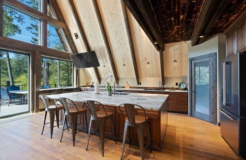 Coeur d'Alene Cabin | Lake Views At Rockford Bay - The CDA-frame