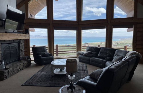 Fish Haven Cabin | Lake Vista Lodge hot tub, 6,500+ sq ft, sleeps 30+!