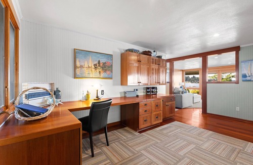 Lakebay House | Lakebay Waterfront