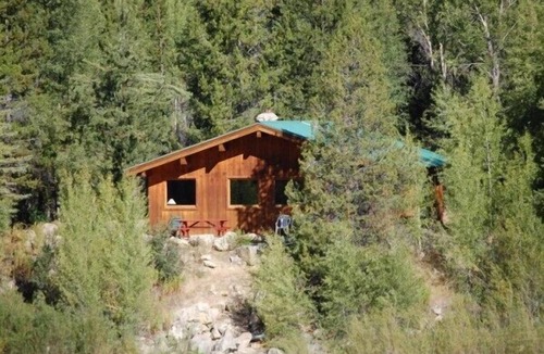 Jackson Cottage | Lakefront Cabin 20 miles from Jackson, near Grand Teton National Park