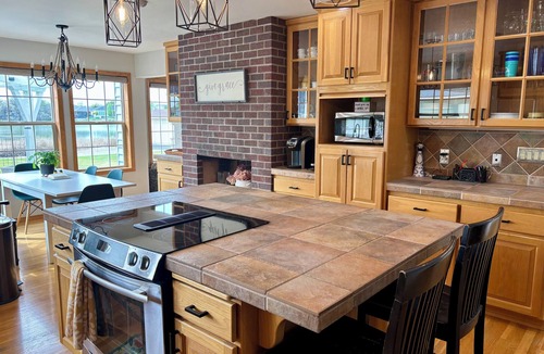 Moses Lake House | Lakefront Escape Near Gorge Amphitheater