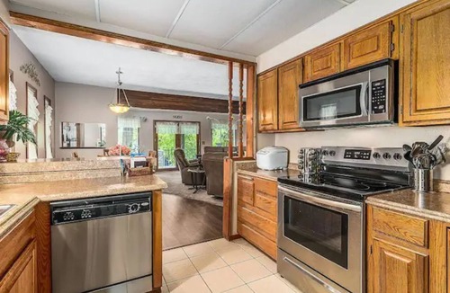 Newman Lake House | Lakefront Home on Newman Lake