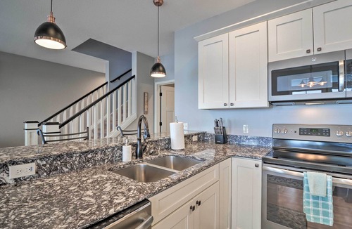 Cadillac Cottage | Lakefront Home w/Dock! 18 M to Caberfae Peaks