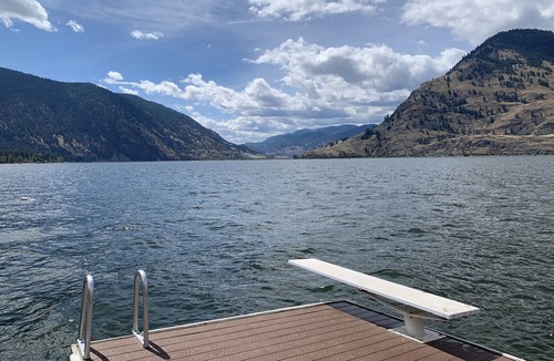 Okanogan County House | Lakefront Palmer Lake Cabin W/large deck, private dock, and an amazing view!