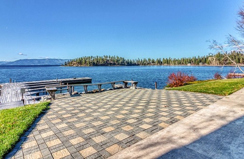 Polson Apartment | Lakefront studio with bay & mountain views, AC, docks for swimming & kayaking