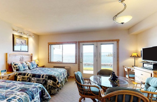 Polson Apartment | Lakefront studio with bay & mountain views, AC, docks for swimming & kayaking
