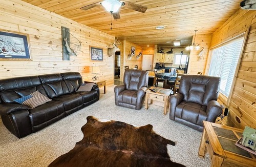 Waubay Cabin | Lakeview Oasis at Waubay Lake