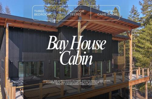 Worley House | Lakeview Retreat for 13 Games, Golf Cart & Views