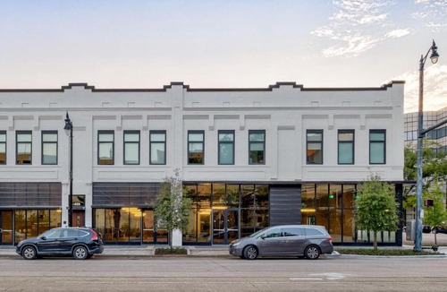 Five Points South Apartment | Landing Apartments - Landing Midtown