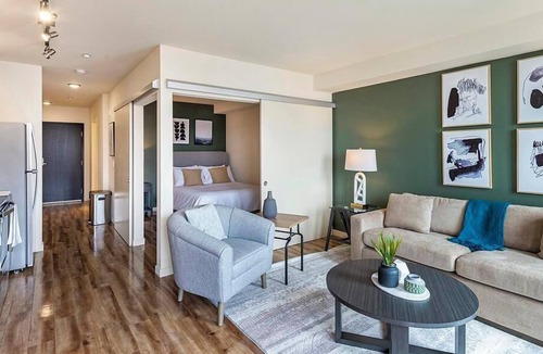 New Tacoma Apartment | Landing at The Henry - Studio in New Tacoma