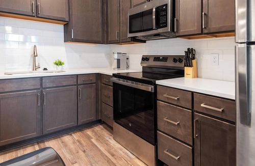 Cordova Apartment | Landing | Beautiful 1BD, Clubhouse