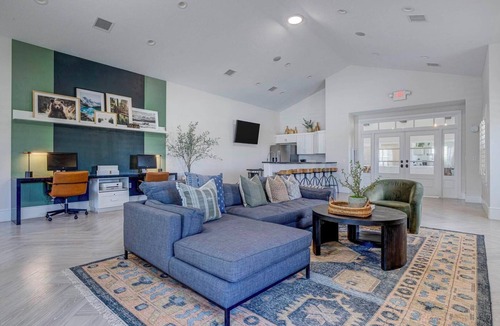 Herriman Apartment | Landing | Chic 2BD, Pool, Gym