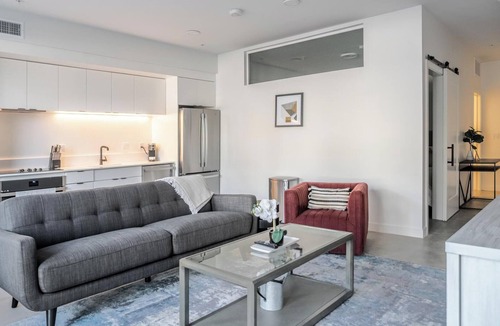 Sugar House Apartment | Landing | Incredible 1BD, Rooftop Lounge
