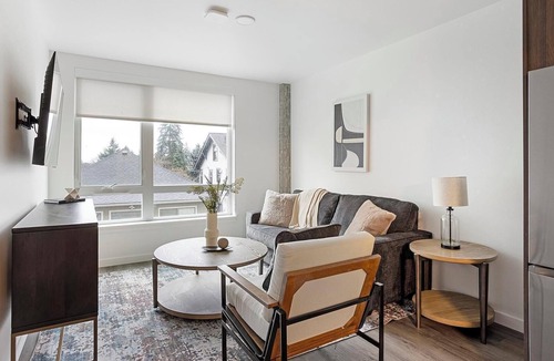 Crown Hill Apartment | Landing | Incredible 1BD, Gym