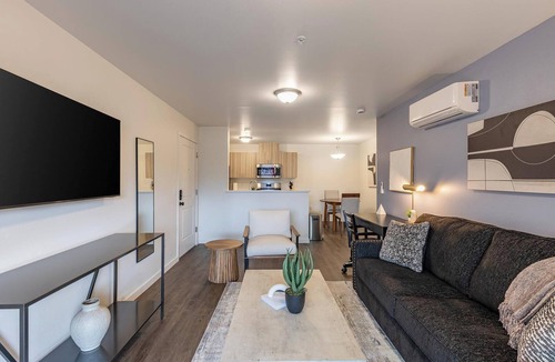 South Richland Apartment | Landing | Modern 1BD, Gym, Clubhouse