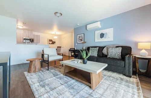 South Richland Apartment | Landing | Modern 2BD, Clubhouse, Gym