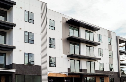 Sugar House Apartment | Landing | Stylish Studio, Rooftop Lounge