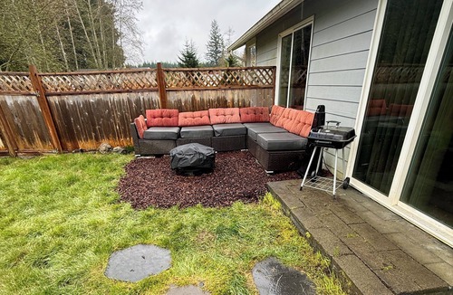 Forks House | Large 6BR with Game Room, Perfect for Large Families & Groups, Forks PNW Retreat