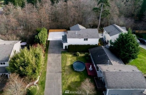 Puyallup House | Large Home with Extended Driveway Minutes from the Puyallup State Fair