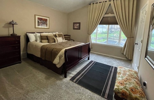 Latah Valley House | LARGE HOUSE IN ALL AGES GATED COMMUNITY ONLY 10 MINUTES FROM DOWNTOWN SPOKANE