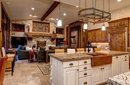 Deer Valley House | Large, Luxe, walk2town, 2 min DV & PC bases. Theater, game room, steam room
