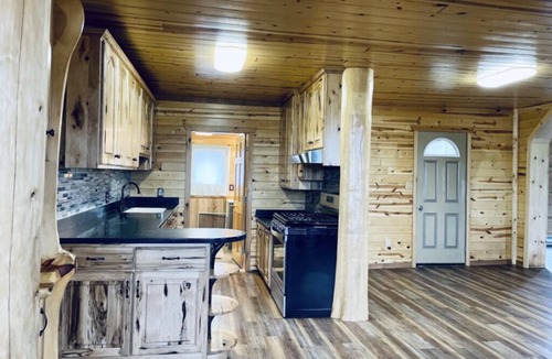 Scottville House | Large private farm home