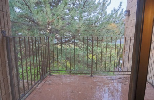Lava Hot Springs Condo | Lava Hot Springs Family Vacation with Kitchen, 2 bathroom, condominium.
