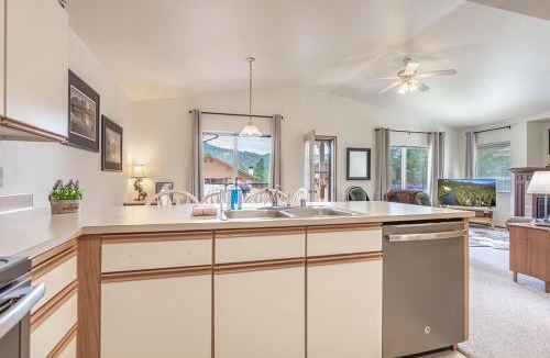 Downtown Leavenworth Apartment | Lavender Haus - Walk to Downtown Leavenworth - The Alpine Village Collection