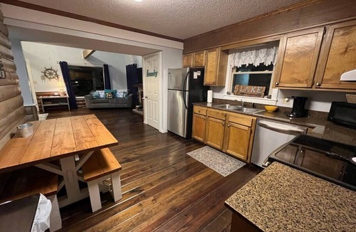 Town Creek Apartment | Let`s Explore - Stunning Sunrise & Sunset Views!