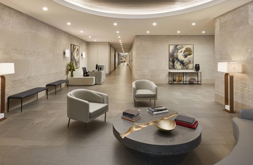 South Lake Union House | Level Suite ADA with unrivaled amenities