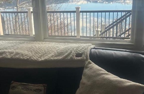 McCall House | Liberty Pointe-Beach House Private Dock & Beach Sleeps 15