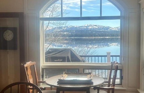 McCall House | Liberty Pointe-Beach House Private Dock & Beach Sleeps 15