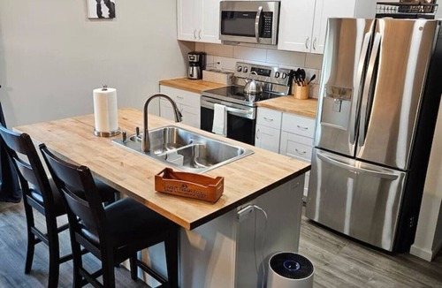 Sagle House | Lil Blue Dog Haven II