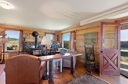 Ashton House | Lindas Perch