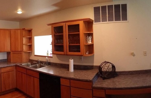 La Pine House | Little Deschutes River Family Retreat - Fun for the whole Family!