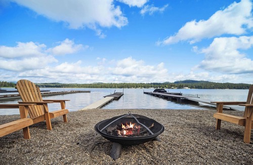 Diamond Lake House | Little Hamptons on The Lake
