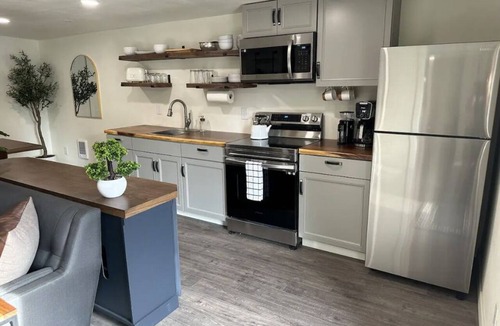 Moscow Apartment | Live Work Downtown Apartment