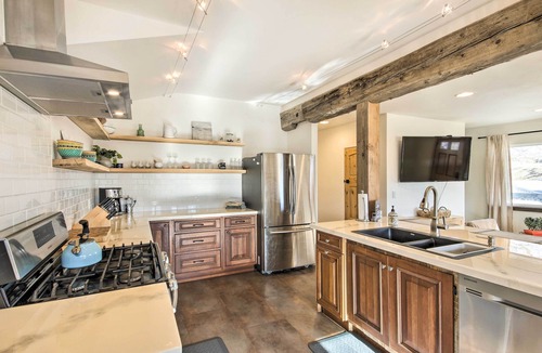 Livingston Cottage | Livingston Home: Your Yellowstone Basecamp