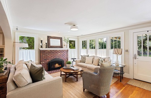 Old Bend House | Located on Bend's most sought after historic district street, provides the perfe