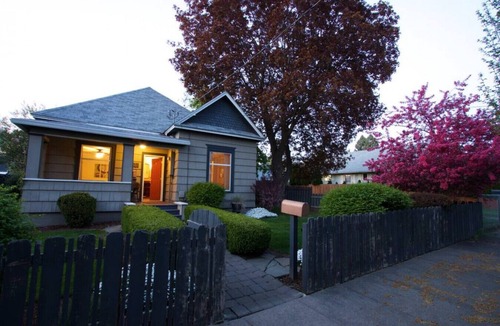 Walla Walla East House | Locust St Cottage · Locust, Close to Town & Campus, Super Charming