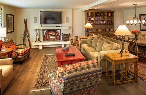 Elkhorn Hotel | Lodge II Three-Bed Apartment Plus w/Mountain Views & Steps from Village Shops