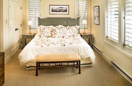 Elkhorn Hotel | Lodge II Two-Bed Apartment w/Mountain Views & Steps from Village Shops & Trails