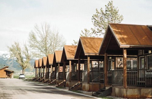 Victor Cabin | Loft Cabin at Teton Valley Resort