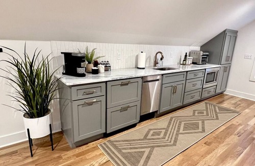 North Chattanooga House | Lofty Dream | Stylish Northshore Loft Stay
