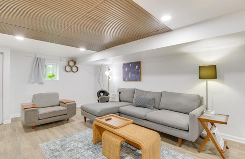 Belmont Cragin Apartment | Logan Square Urban Oasis: 2 Mi to Local Hotspots!