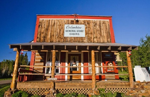 Clark Cabin | Loggers Cabin - A Cozy Rustic One Room Cabin