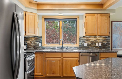 Big Sky Meadow Village Condo | Lone Peak Lookout l Big Sky Golf Course